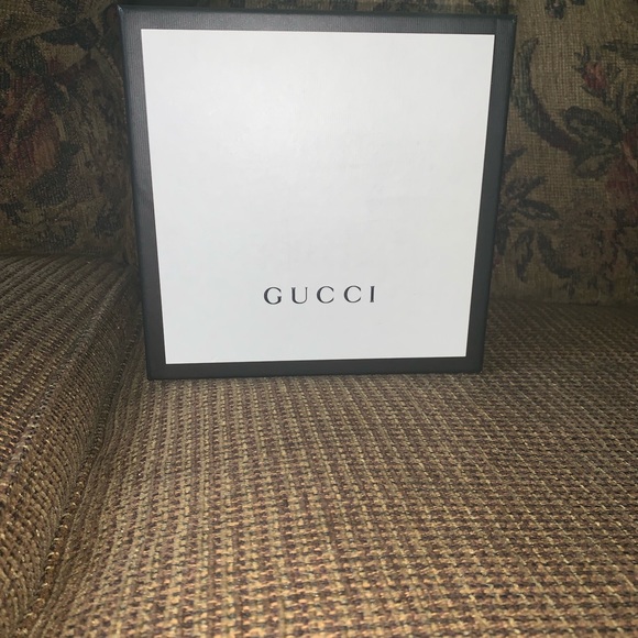 Gucci belt: Size 34, AUTHENTIC - Picture 4 of 5